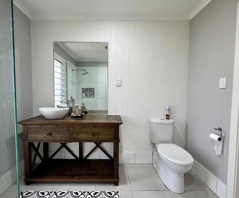 Anglers Retreat Villa Cardwell Australia